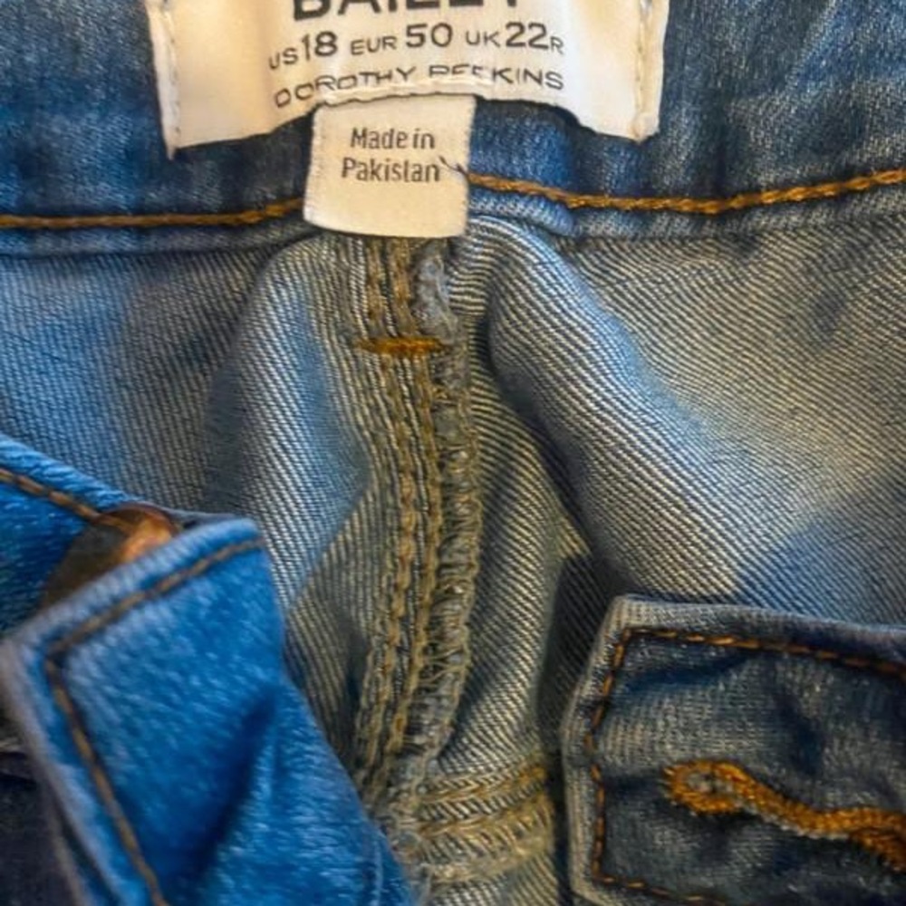 Black ItemSize 22 Jeans